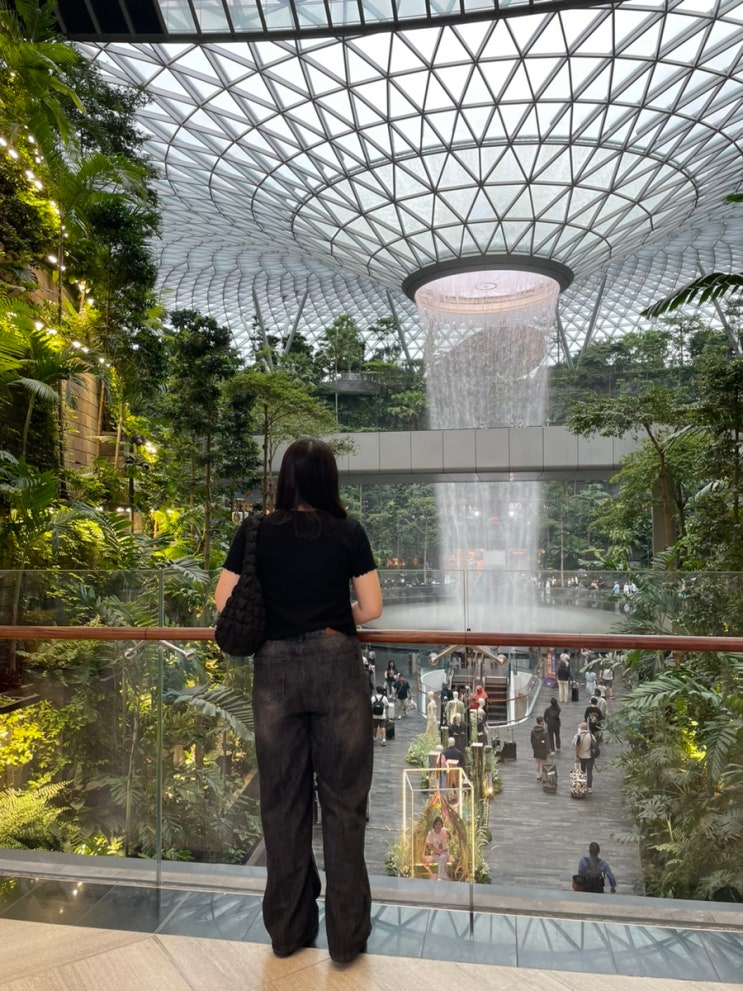 싱가포르 창이공항 터미널4에서 무료로 쥬얼창이 가는 법