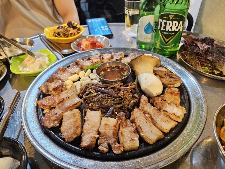  [덕천 맛집 육덕돼지] 삼겹살 직접 구워주는 곳 추천해요