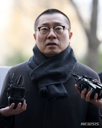 <b>의협</b> <b>박명하</b> "수사관 기피 신청…그대로면 박차고 나올 것"