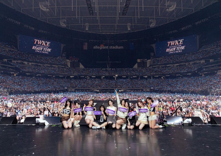 얼리전트 <b>스타디움</b> 콘서트 끝으로 <b>트와이스</b> READY TO BE... 