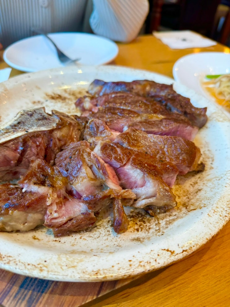 [어거스트힐 강남] 토마호크 스테이크와 파스타가 맛있는 강남역 레스토랑 소개팅 성공할 신논현역 맛집
