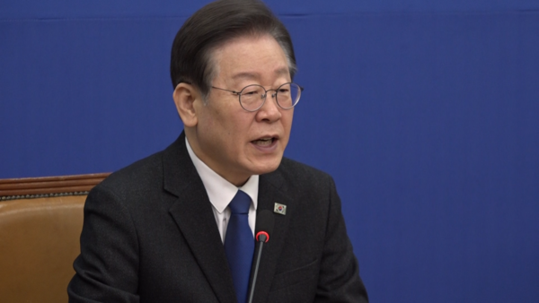 <b>이재명</b>, ‘언론인 회칼 발언’ <b>황상무</b> 경질 촉구···“입틀막... 