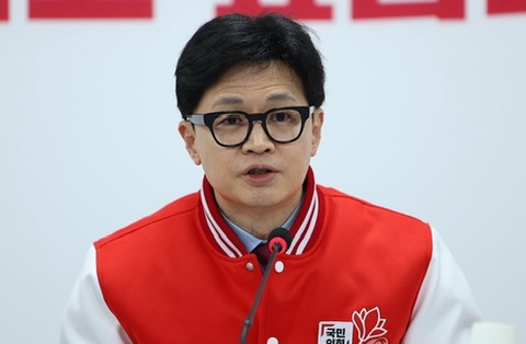 <b>한동훈</b> 비대위원장 "<b>이종섭</b> 즉각 소환·귀국해야…<b>황상무</b>, 거취... 