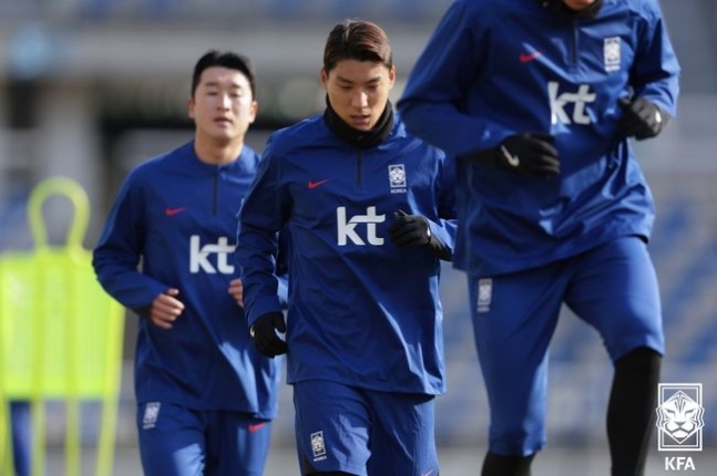 '<b>자숙</b> 분위기 돌입' 대표팀... 모든게 조심스러운 '<b>황선홍</b>호'