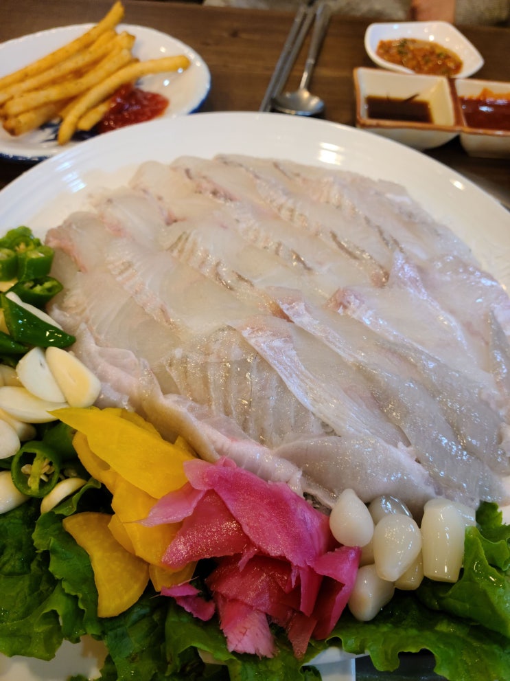  3월 어느 날에 먹부림