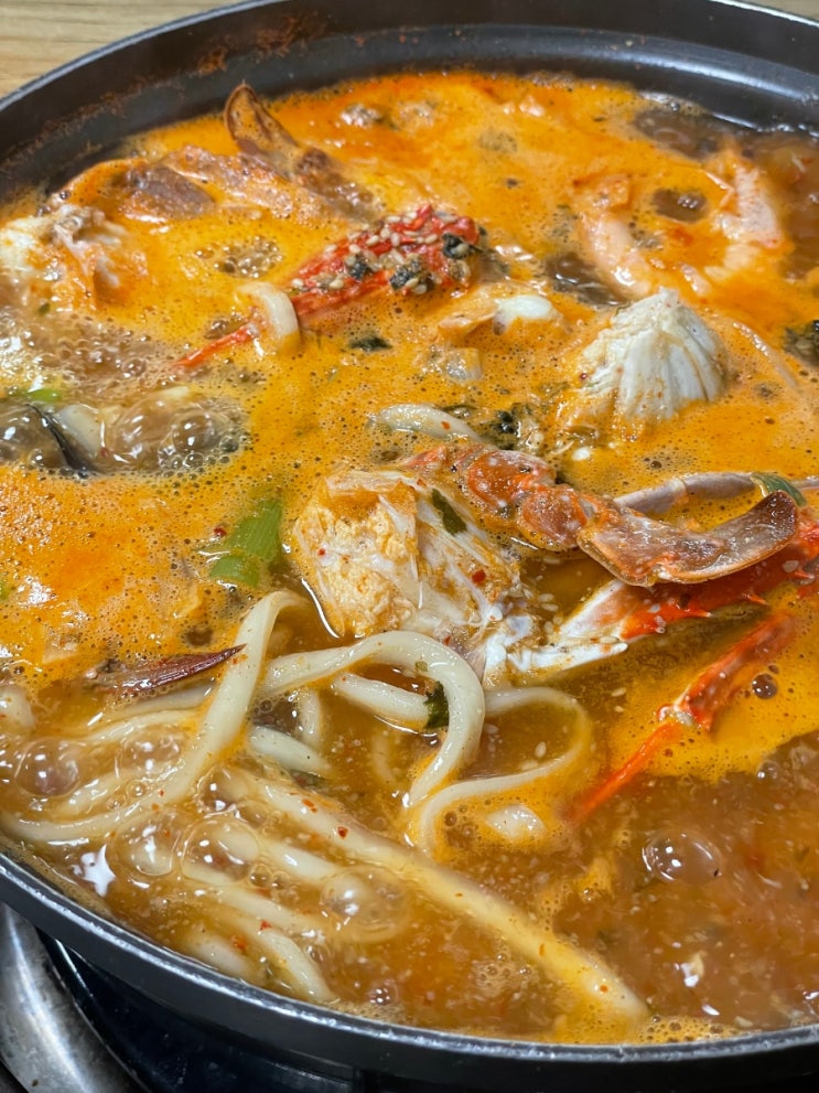  [대부도 맛집]시원하고 얼큰한 꽃게 칼국수 (with 막걸리) - 황금손칼국수 간장게장 대부도 본점