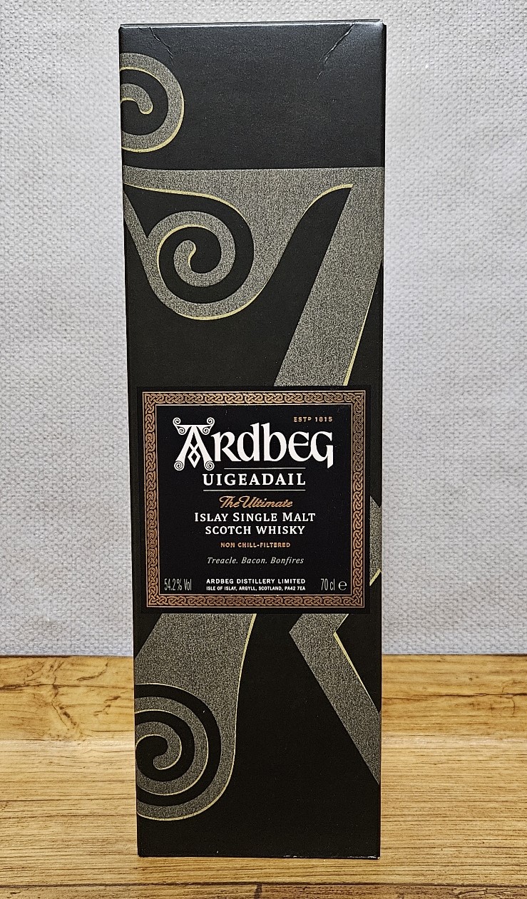  아드벡 우거다일(Ardbeg Uigeadail)