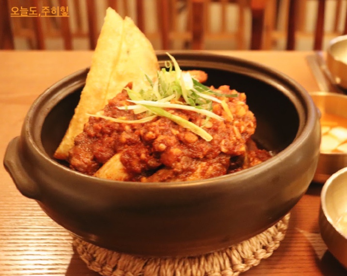  [경주, #맛집] 황리단길 한옥에서 먹는 갈비찜 (거송갈비찜_황남점)