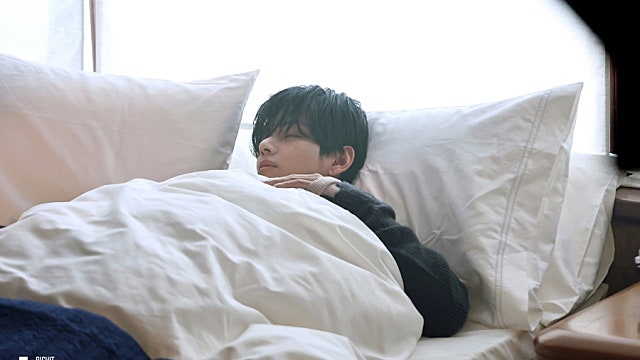 News image: Taehyung's confession song takes over the world