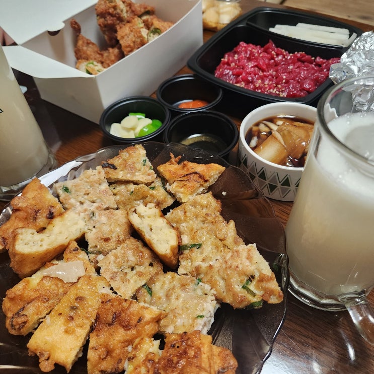  광장시장 먹거리 _ 포장해서 먹은 맛집들(부촌육회, 우이락, 박가네)