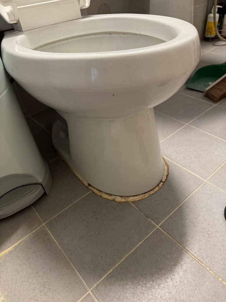  양변기 백시멘트깨짐 보수방법