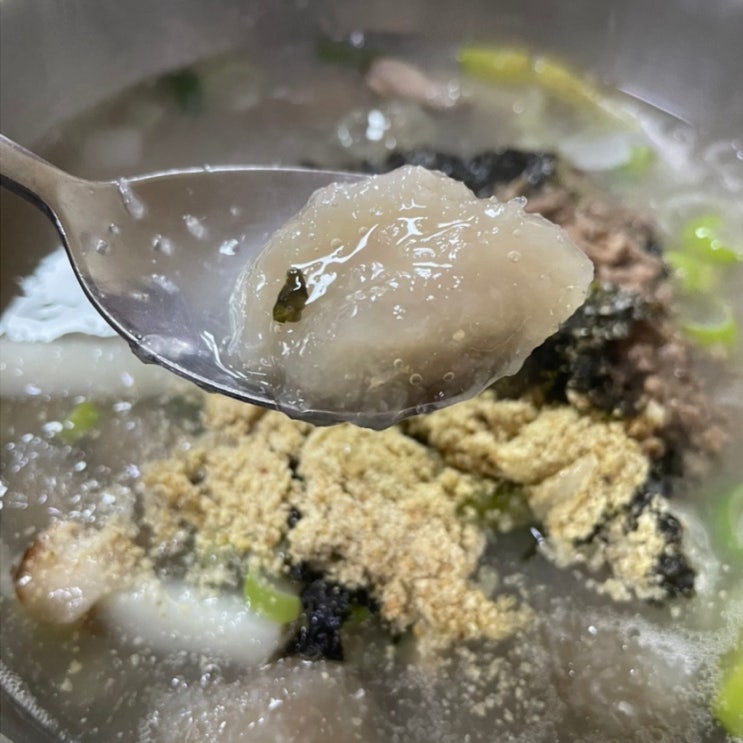  강릉맛집 여왕개미식당 현지인이 자주 찾는 중앙시장 쫀득 감자옹심이