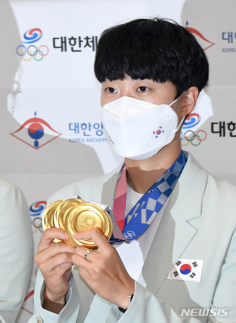 [일본반응] 양궁선수 <b>안산</b>, <b>매국노</b> 발언에 700만 자영업자... 