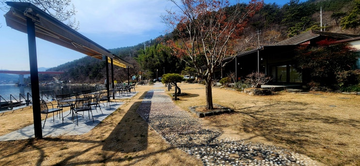 고성 바다뷰 카페 달뜨는비오리