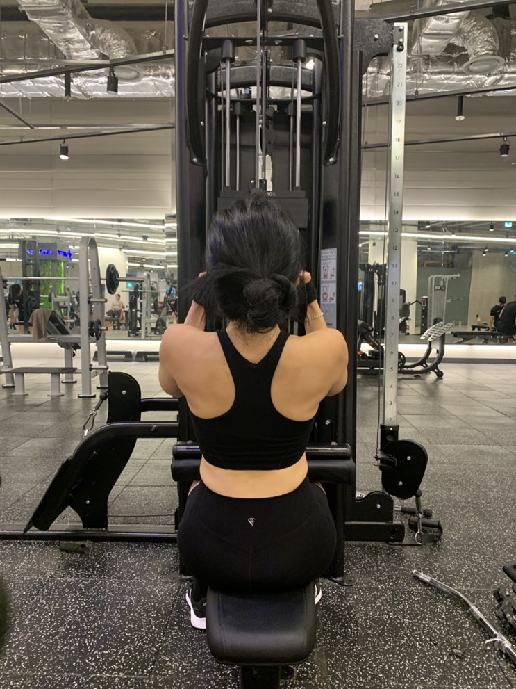  12년 만에 다니는 대형 헬스장 스마트폰 빌런