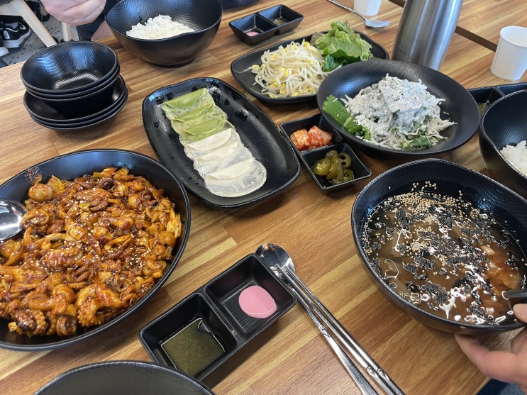  천하제일 넘버원 쭈꾸미 :: 불향 가득한 쭈꾸미를 피자에 싸먹는 원 맛집