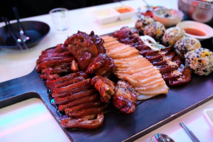  족발이 맛좋은 이수역술집 맛집 족발팩토리