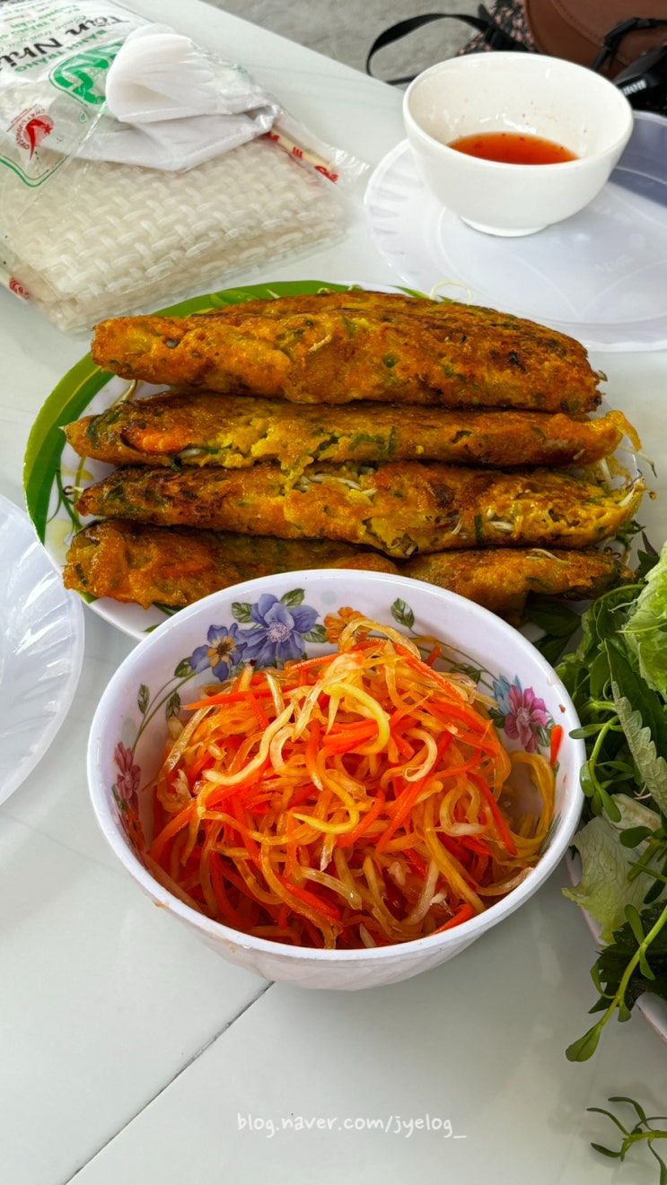 나트랑 깜란 맛집 인생 반쎄오 할머니 반쎄오 [Bánh xèo CÔ TUYẾT]