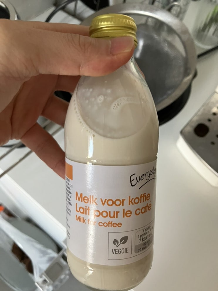 벨기에, 커피를 위한 우유 벨기에, 커피를 위한 우유