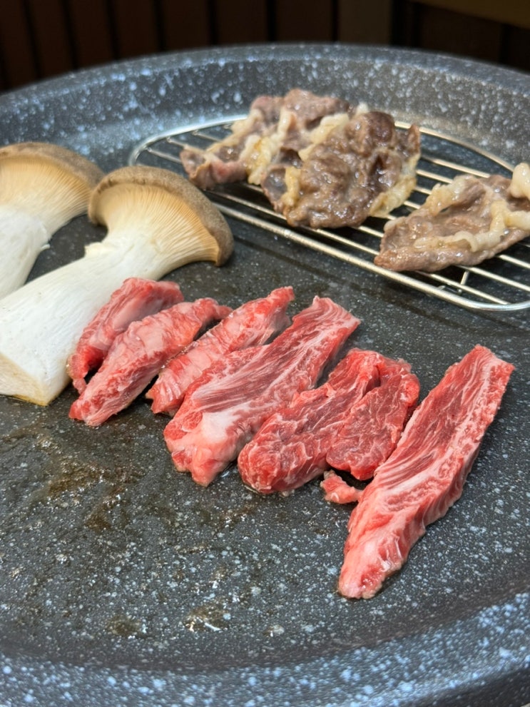  수원 팔육정육식당 밑반찬 잘나오는 질좋은 장안구 소고기 정육식당