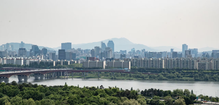한 달 앞둔 <b>토지거래허가제</b> 만료… <b>오세훈</b> 시장 ‘연장 의지’... 