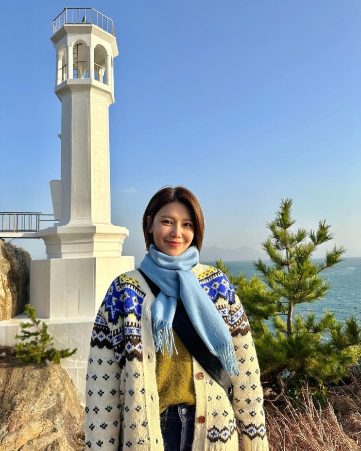  소녀시대 수영의 정제된 히피룩 그 잡채인 브랜드 그린버터 보헤미안 노르딕 알파카 니트 가디건 추천