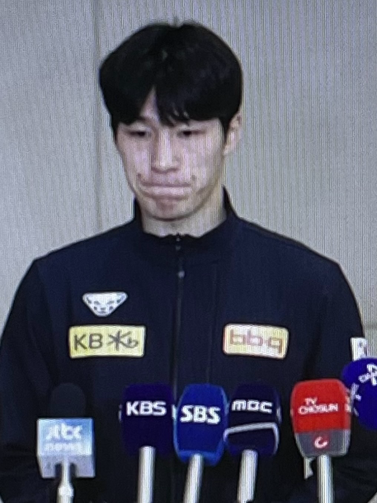 쇼트트랙 팀킬 논란? 총정리 / <b>황대헌</b> 선수와 <b>박지원</b> 선수