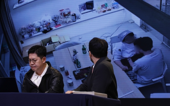 <b>오메가엑스</b> 멤버, 여대표 옷 벗기고 <b>강제추행</b>”…CCTV 폭로한... 