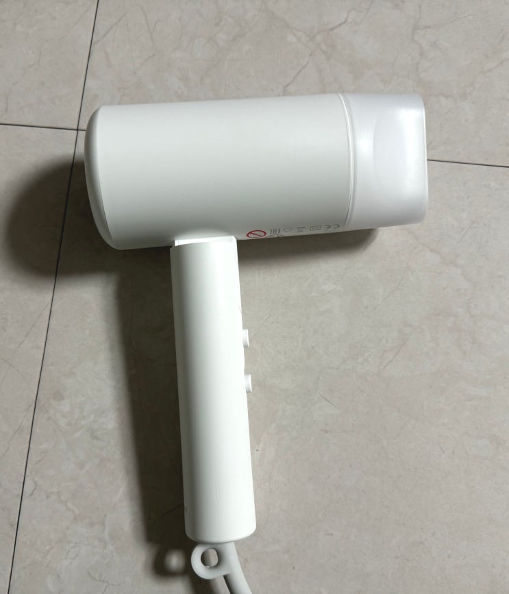  직구로 저렴하게 구입한 헤어드라이기 샤오미 미지아 접이식 헤어드라이어 H101