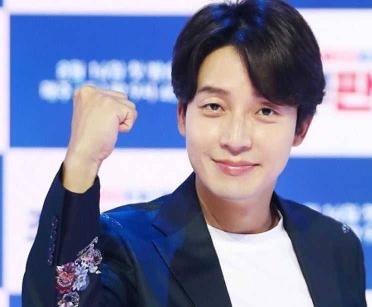 <b>허경환</b> "소개팅한 ︎의사와 계속 연락중"