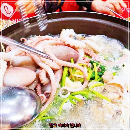  생생정보 안양 삼막사 낙지섬 맛대맛 대결 코너: 낙지곱창전골과 산낙지연포탕 낙지정식 로 맛보는