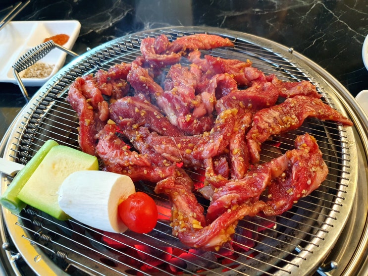  위례 중앙광장 맛집 위례광장로 돼지찾소 소고기