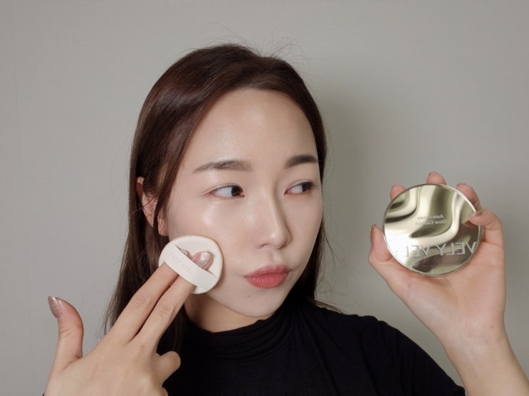  촉촉한 쿠션 추천 건성피부 물광메이크업 블리 블리 꿀광 쿠션 팩트