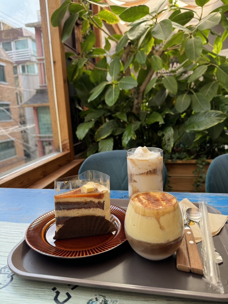  송리단길 소개팅 카페 석촌호수 분위기 카페 ‘호이안 로스터리’