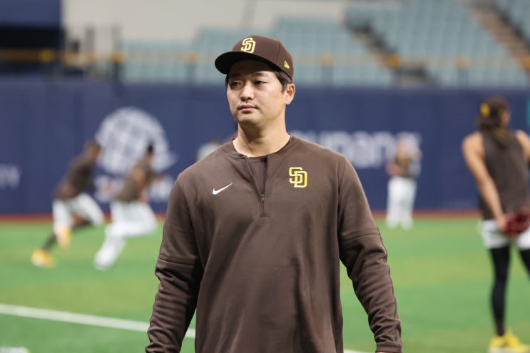 투수 <b>고우석</b>, MLB 개막전 26인 로스터 명단 제외! <b>마이너</b>리그에... 