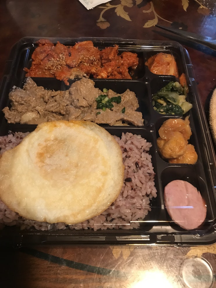  편식리뷰 25_ GS25 매콤닭강정김밥(3200) + 반반제육(5000)