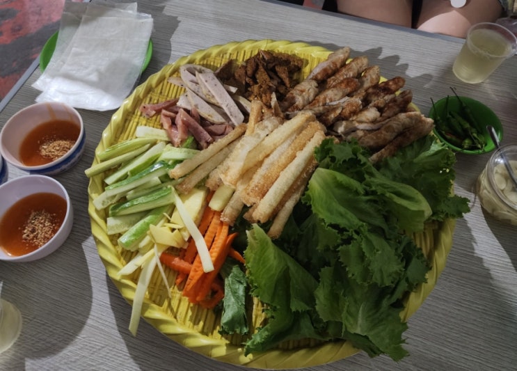  베트남 무이네 식당, 완전 진짜 맛있는 로컬 월남쌈 넴느엉 현지인 맛집 'Nem nướng Bảo Kha'
