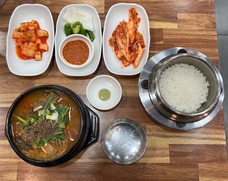  [대전 탄방동] 얼큰한 국물과 솥밥, 속풀이대소해장국