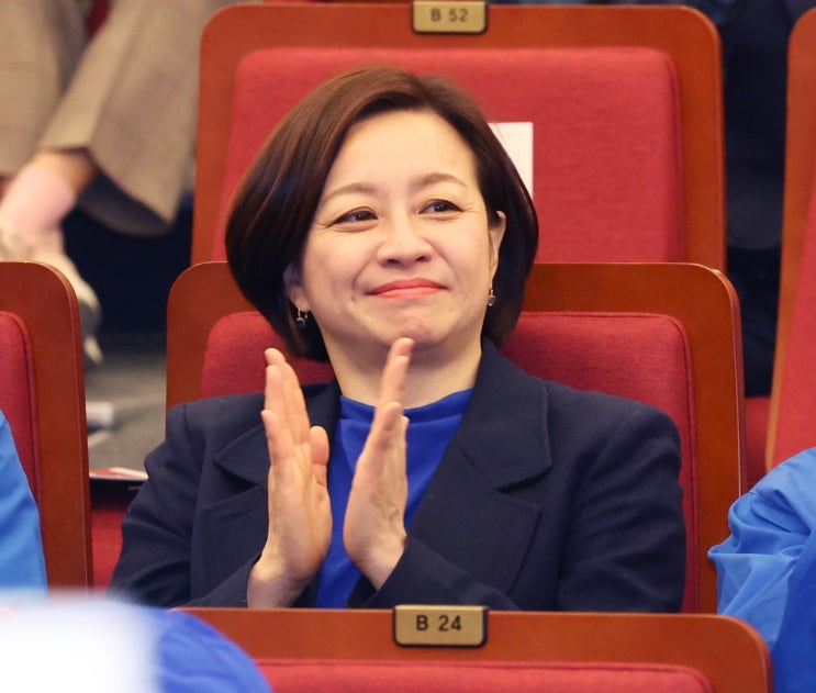 강북을 공천 <b>조수진</b> 후보 ‘<b>성범죄 변호</b> 논란·2차 가해’에... 