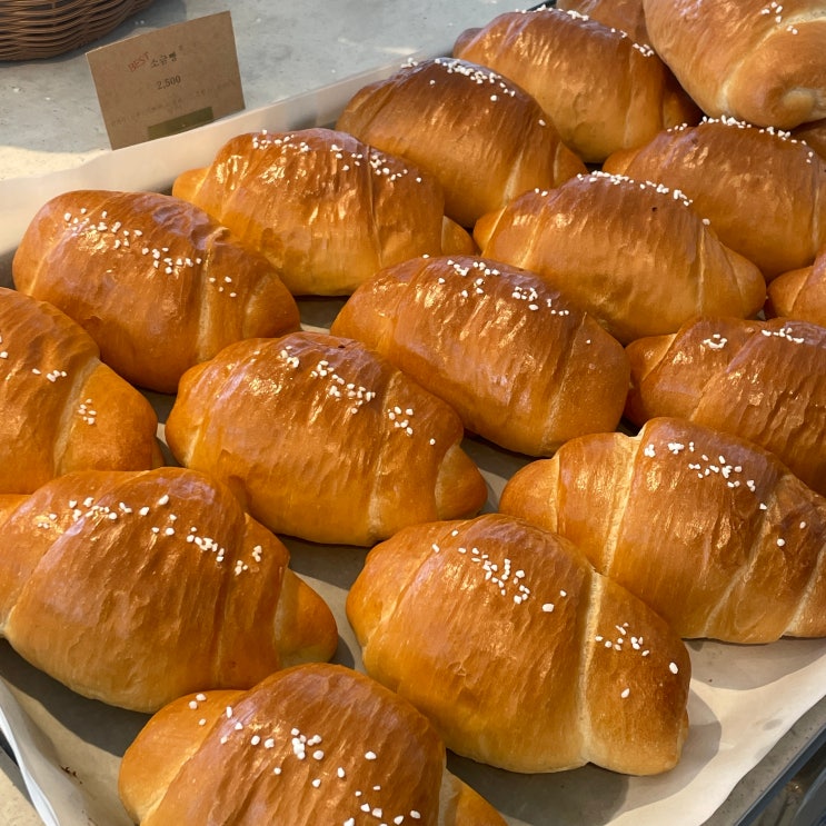 [송도 대형카페] ‘더스탈릿 베이커리 & 브런치 카페’ 소금빵 맛집