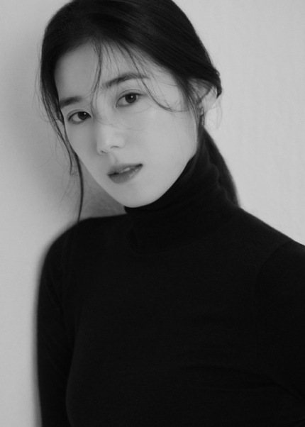 정은채️<b>김충재</b> 사랑에 빠졌다…동갑내기 커플 프로필