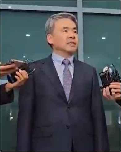 11일만에 <b>귀국</b> <b>이종섭</b> "의혹 사실아냐…<b>공수처</b>와 논의해... 