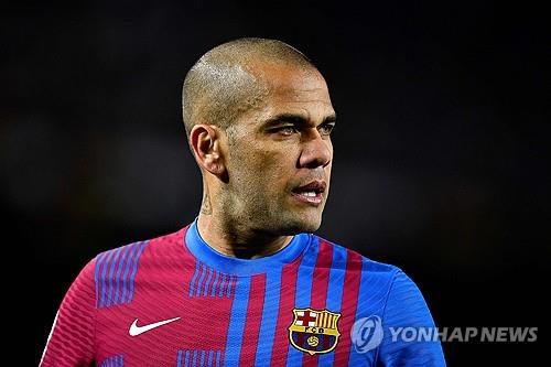 <b>브라질 성폭행</b>, 보석으로 석방된 축구 스타