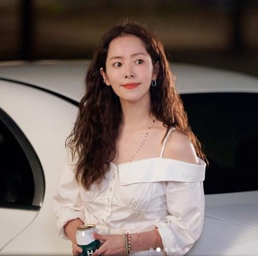  러블리하고 자유분방한 여자펌을 찾는다면 동탄 히피펌