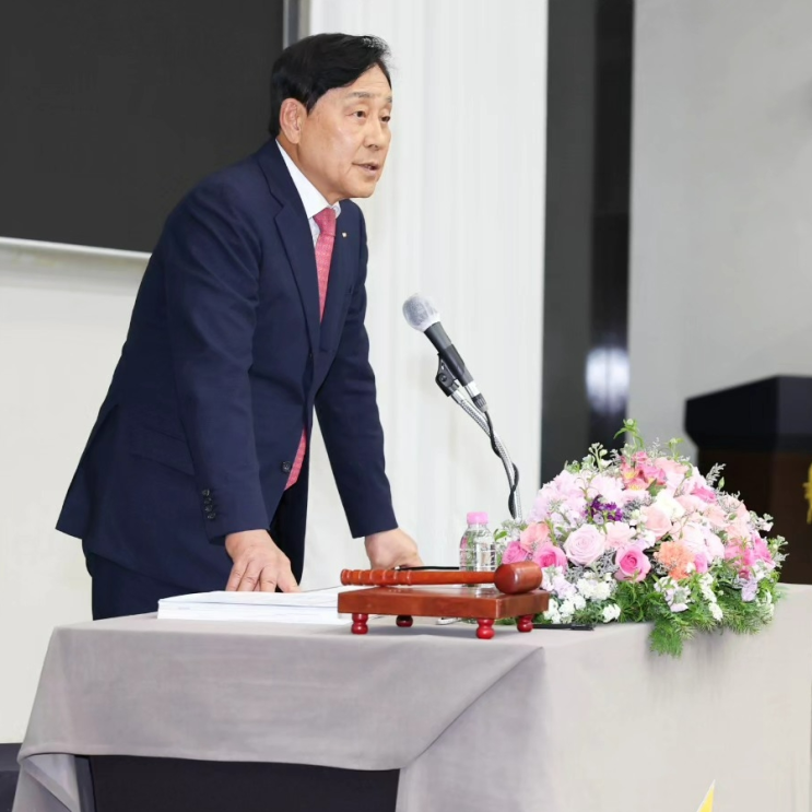 2024 KLPGA 정기총회 올림픽 파크텔에서 개최… 김정태 회장 전체투어 73개 대회 약 346억 원의 역대급 규모로 진행, 정규투어는 최초로 평균 상금 10억 원