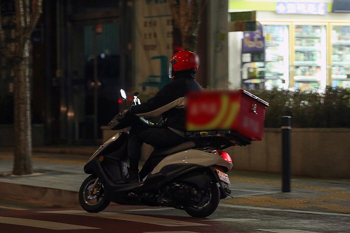오토바이 늘어나는데...보험가입률은 절반 수준, 왜? 오토바이 늘어나는데...보험가입률은 절반 수준, 왜?