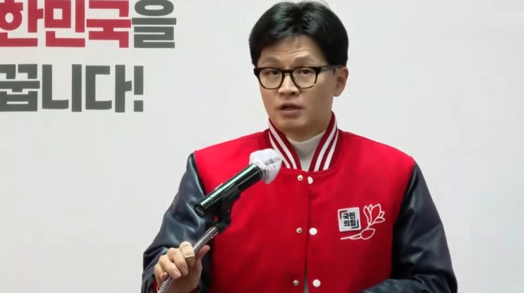 한동훈, 대구 '<b>마이크</b>' 유세...선관위 "<b>선거법</b> 위반 아니다... 