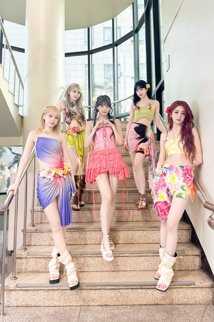 <b>르세라핌</b>(LE SSERAFIM) Remixes ver. 모음 - 빌보드진입... 
