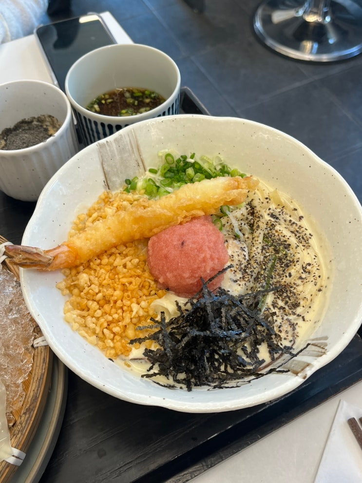  홍대 연남 맛집 요미우돈교자 납작우동 명란크림우동