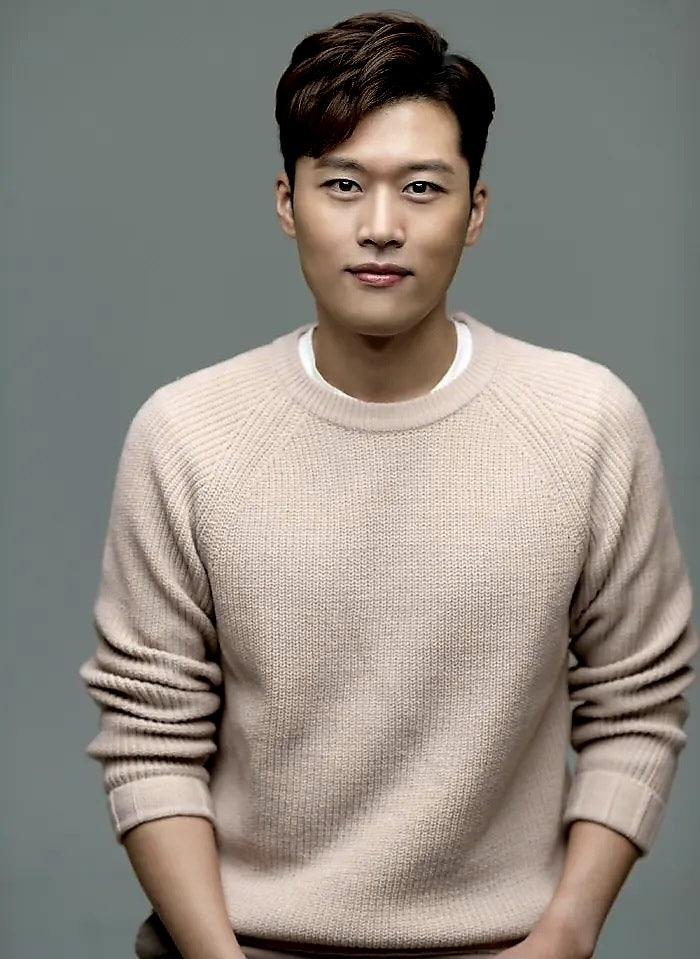 김일중 섭외 깔끔한 진행 아나운서 행사 사회 MC 광고 추천 문의